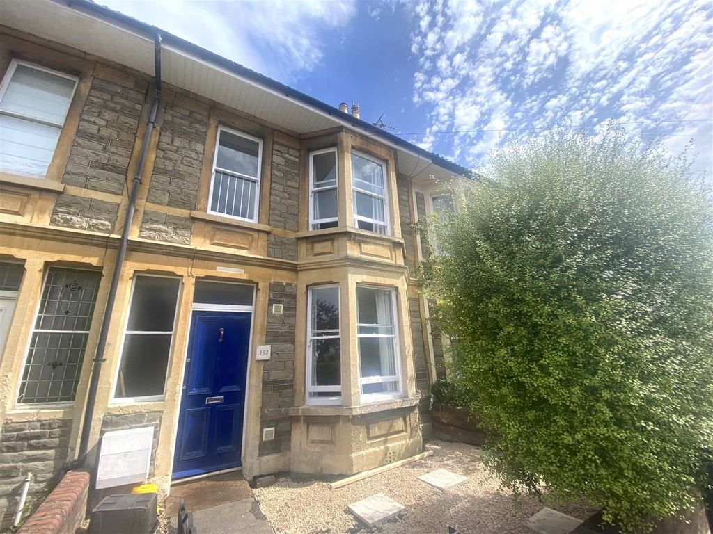 Property photo 1 of 12 Front.Jpg