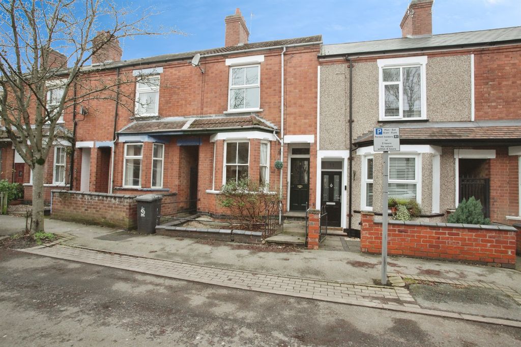 Property photo 2 of 22