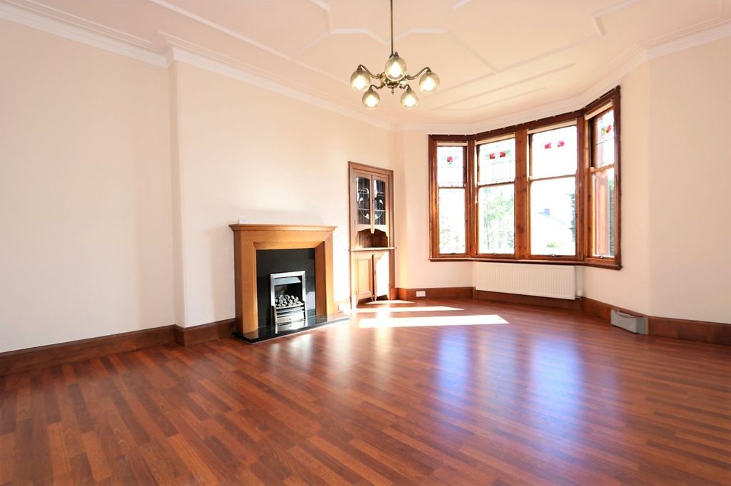 Property photo 2 of 25 Picture No. 24