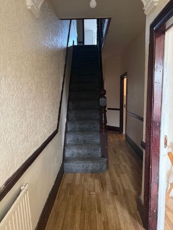 Property photo 2 of 13 Hall