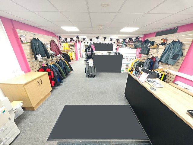 Property photo 3 of 3