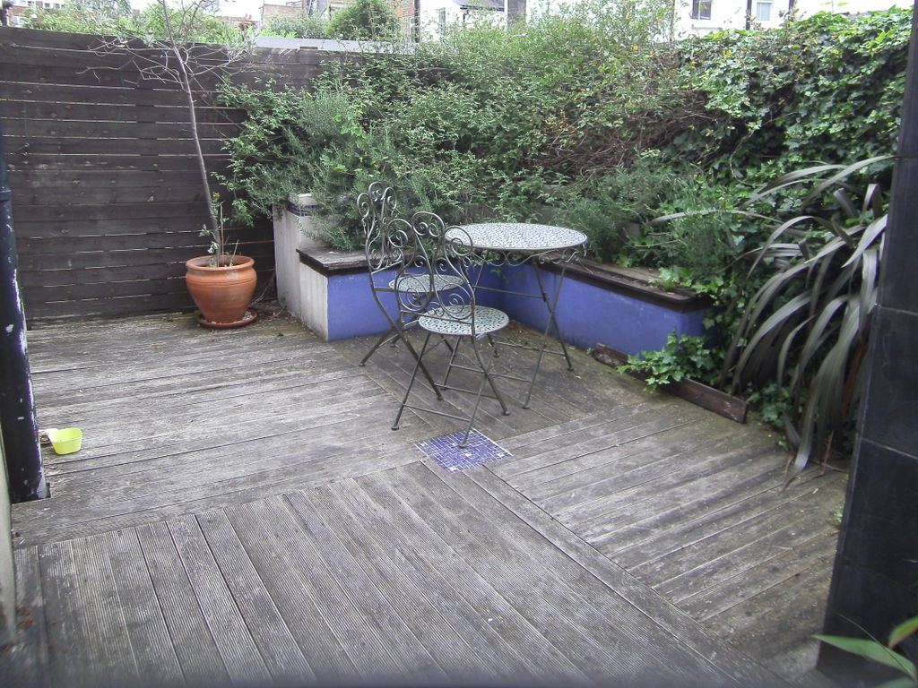 Property photo 3 of 18