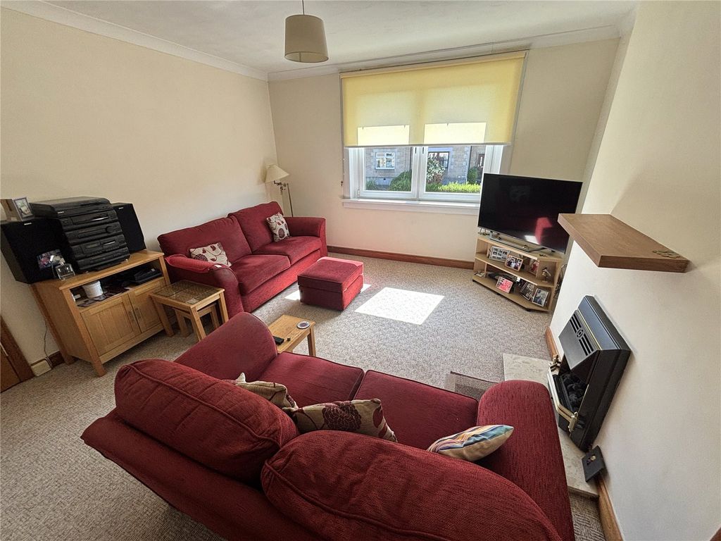 Property photo 2 of 12 Picture No. 06
