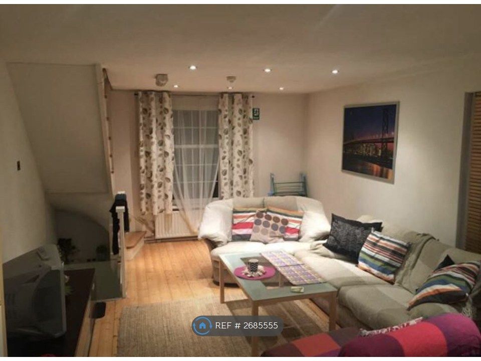 Property photo 3 of 7