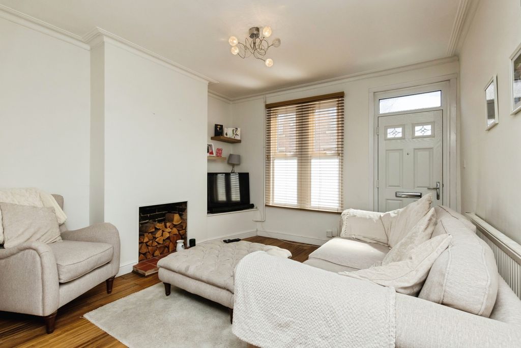 Property photo 1 of 15 Photo