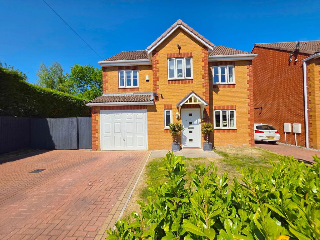 Property photo 1 of 33