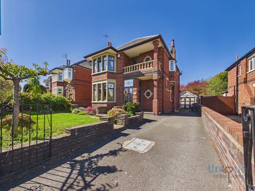 Property photo 1 of 31