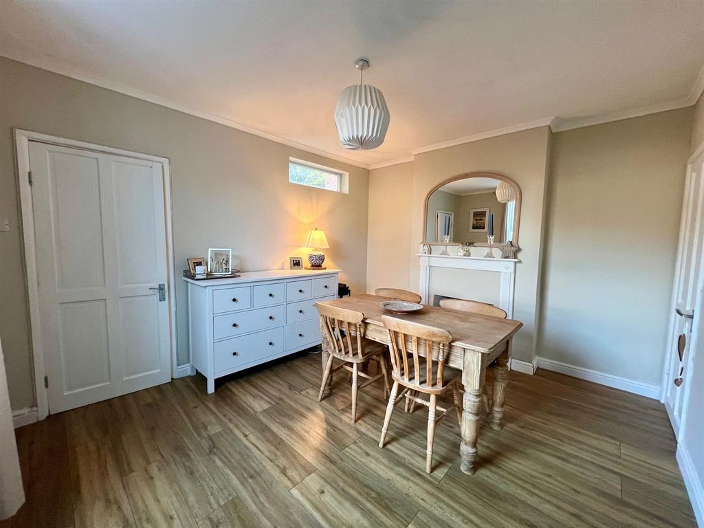 Property photo 2 of 17 Dining Room.Jpg