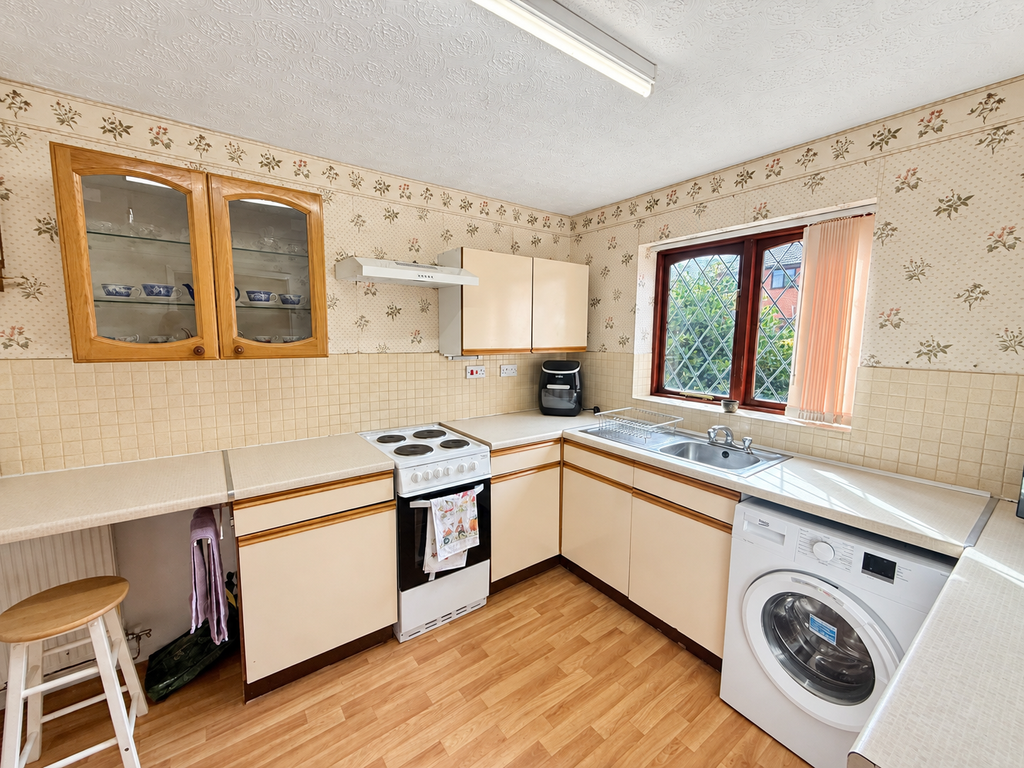 Property photo 2 of 13