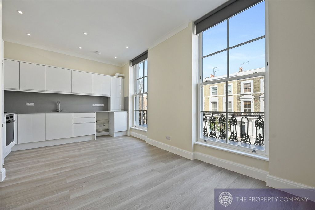 Property photo 3 of 12 Picture No. 13