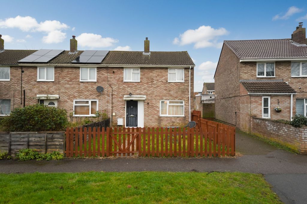 Property photo 1 of 8