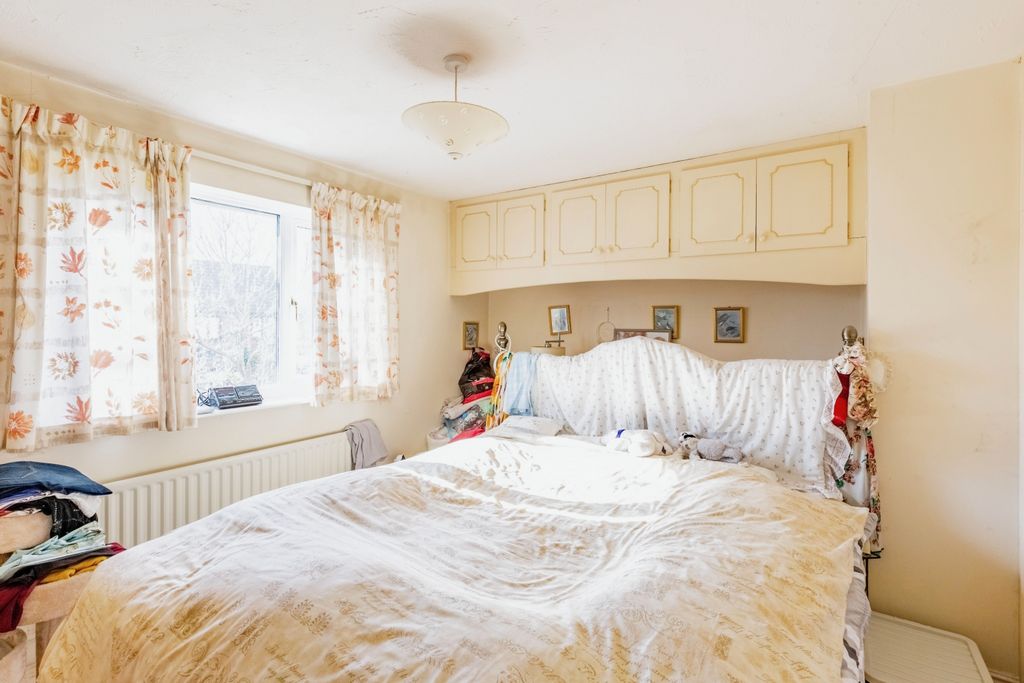 Property photo 3 of 17 Photography