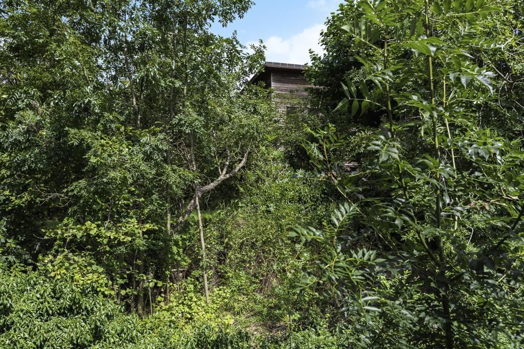 Property photo 3 of 10 External View