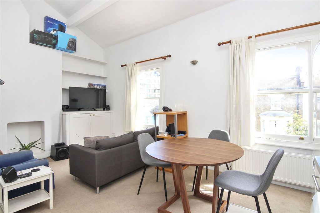 Property photo 2 of 10 Picture No. 07