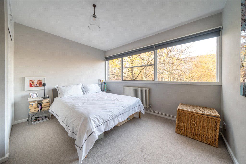 Property photo 3 of 20 Bedroom