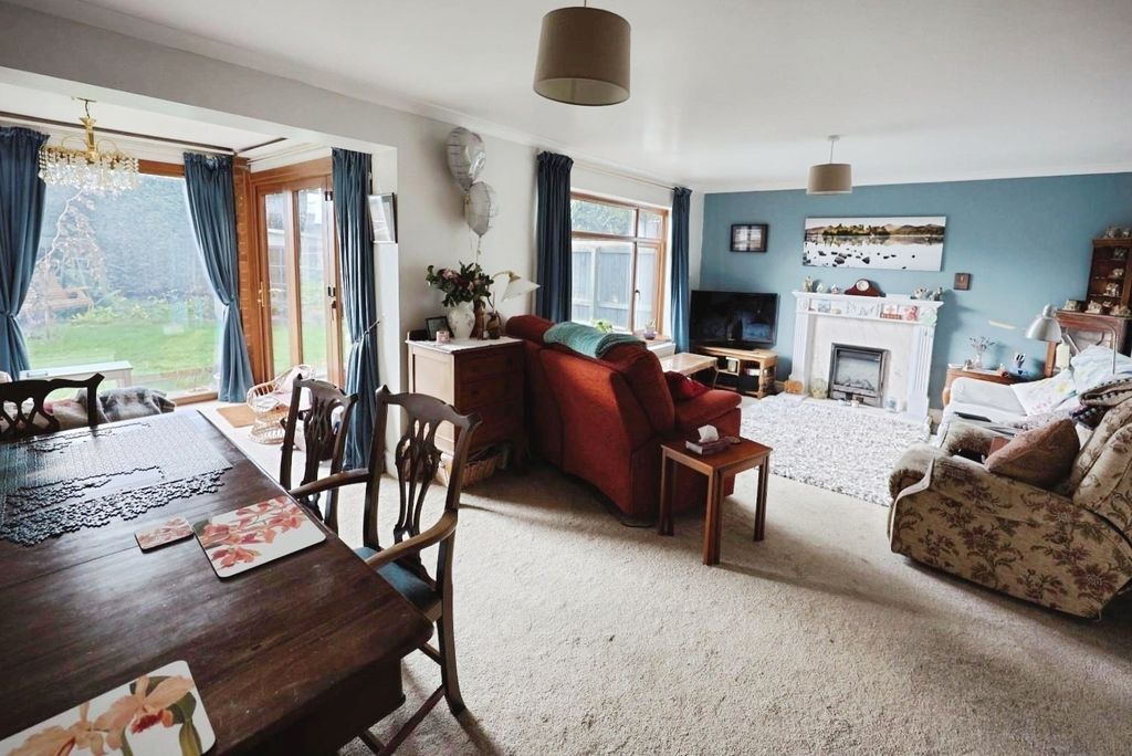 Property photo 3 of 18 Pbox-Img.Jpg
