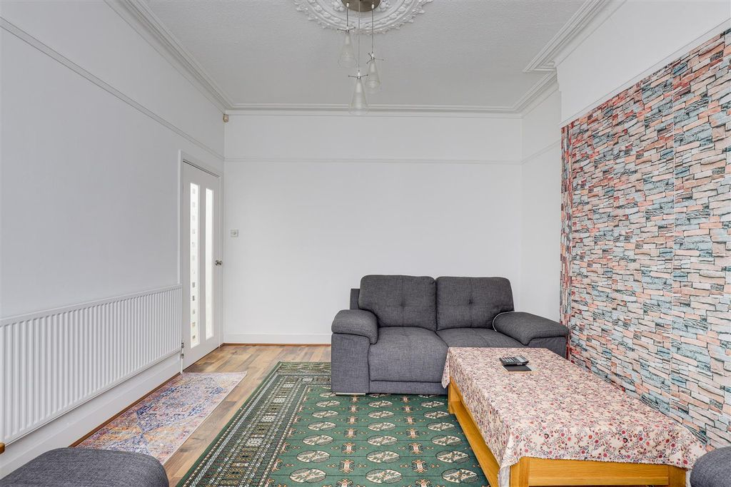 Property photo 3 of 18 Img_9487-Img_9491.Jpg