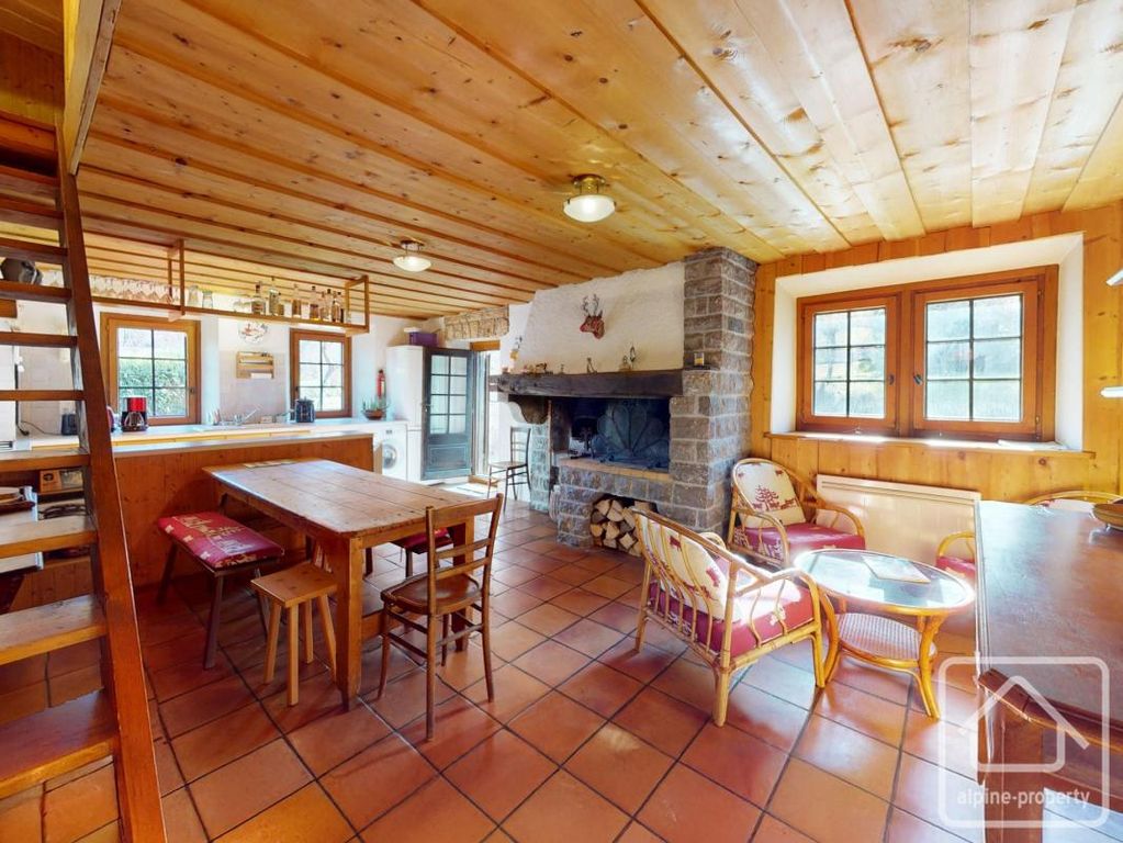 Property photo 3 of 36