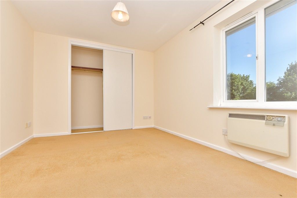 Property photo 3 of 9 Bedroom 1