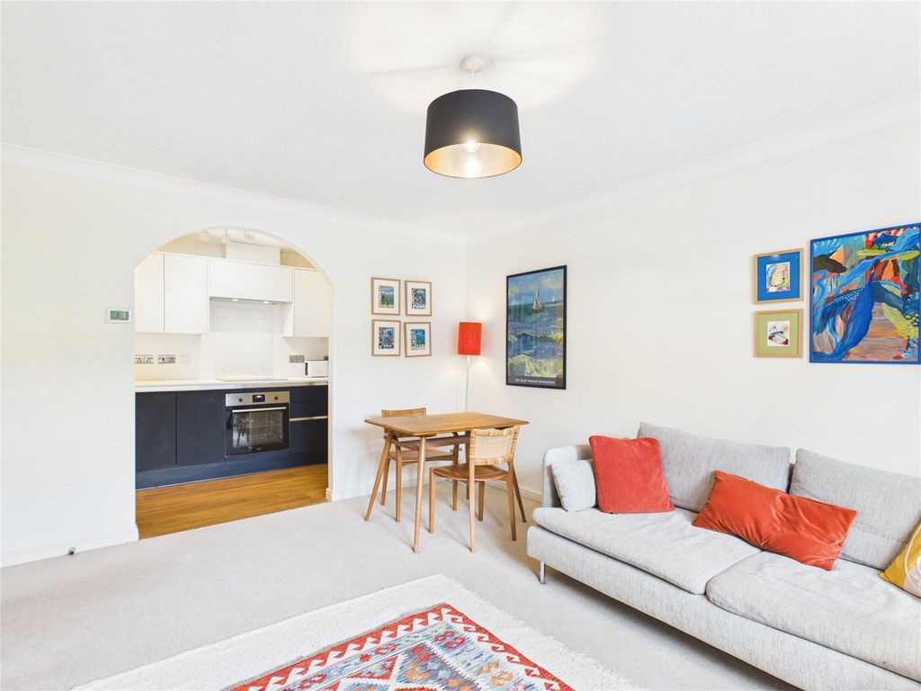 Additional image 11 of 1 bed flat for saleGuildford, Surrey GU1