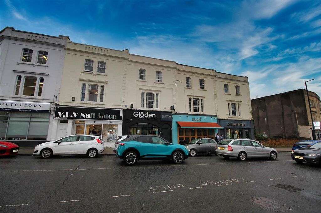 Property photo 1 of 7 Main Picture