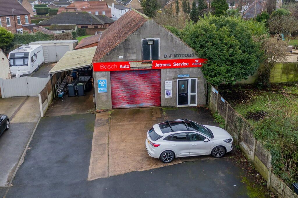 Property photo 2 of 12