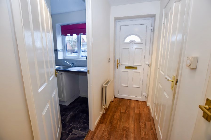 Property photo 3 of 17 Hall