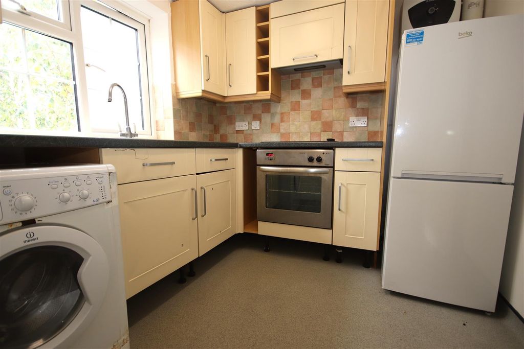 Property photo 2 of 9 Img_8446.Jpg