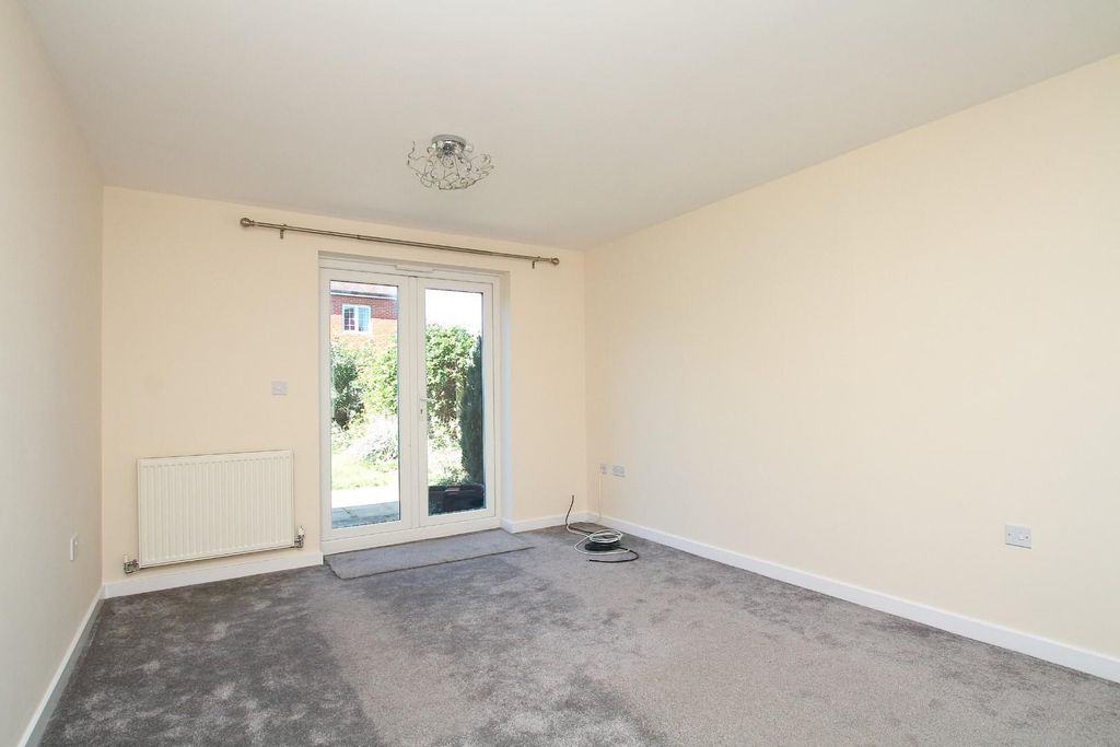 Property photo 3 of 11 Picture 3