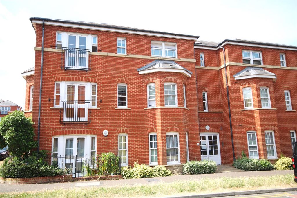 Property photo 2 of 13 Front 2.Jpg