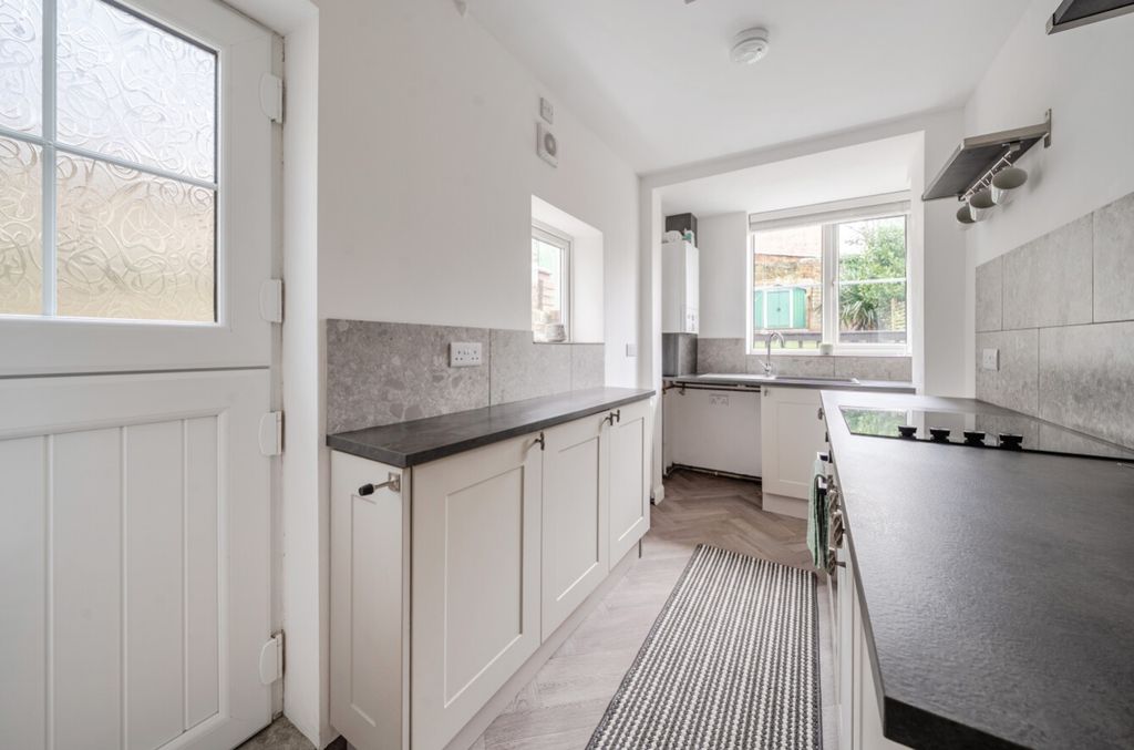 Property photo 2 of 21 1416557-4-698Efe3A6467d