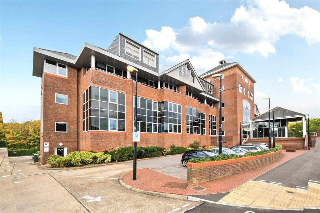 Property photo 1 of 15 Front