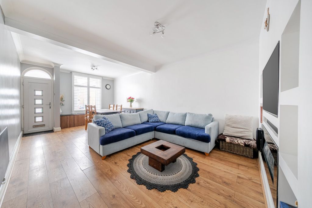 Property photo 3 of 14 Picture No. 08