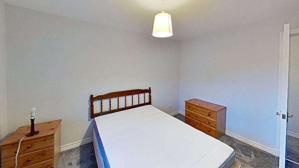 Property photo 2 of 10 Photo 2