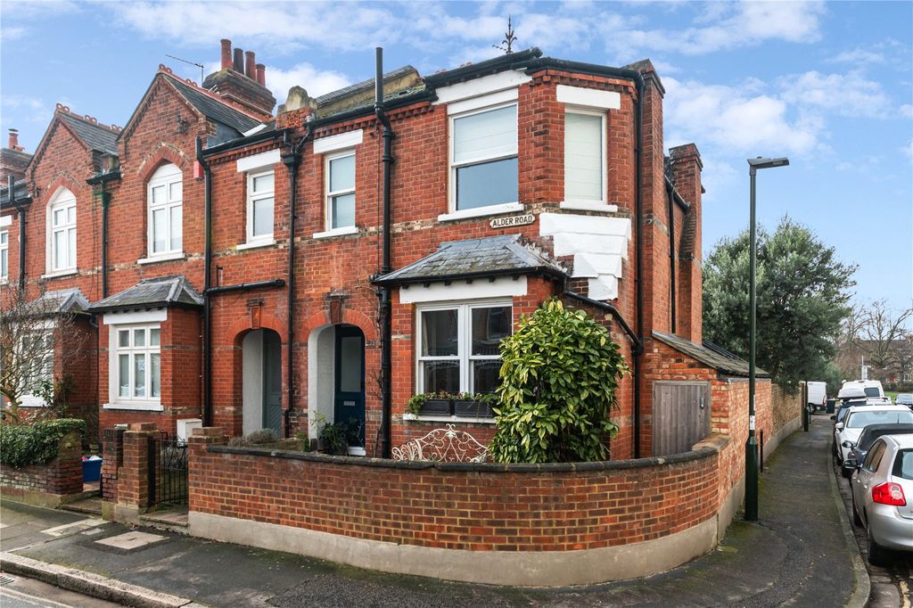Property photo 1 of 12 Alder Road