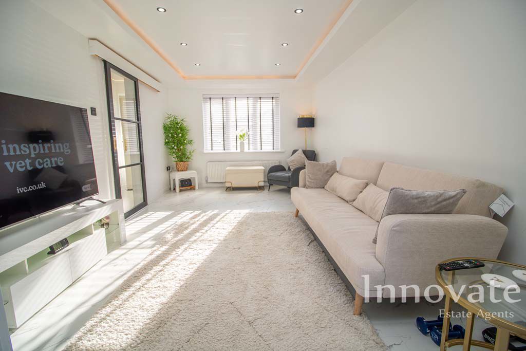 Property photo 2 of 16 Photo 16