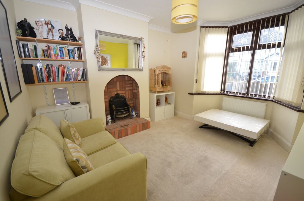 Property photo 3 of 15