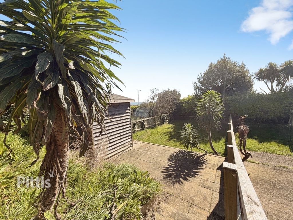 Property photo 2 of 24