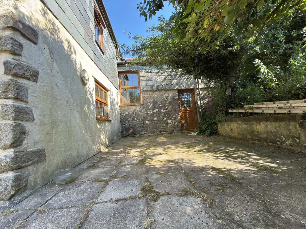 Property photo 3 of 25 Patio