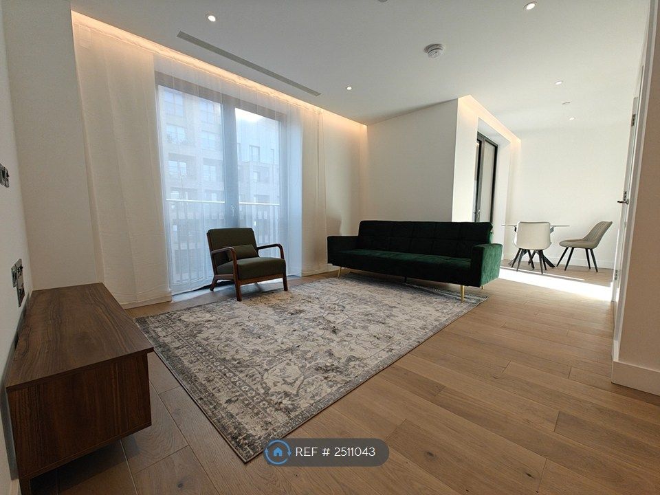 Property photo 2 of 13 Lounge