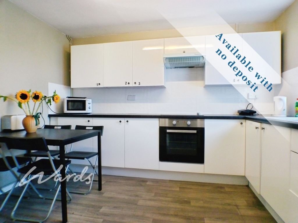 Property photo 1 of 7 Kitchen