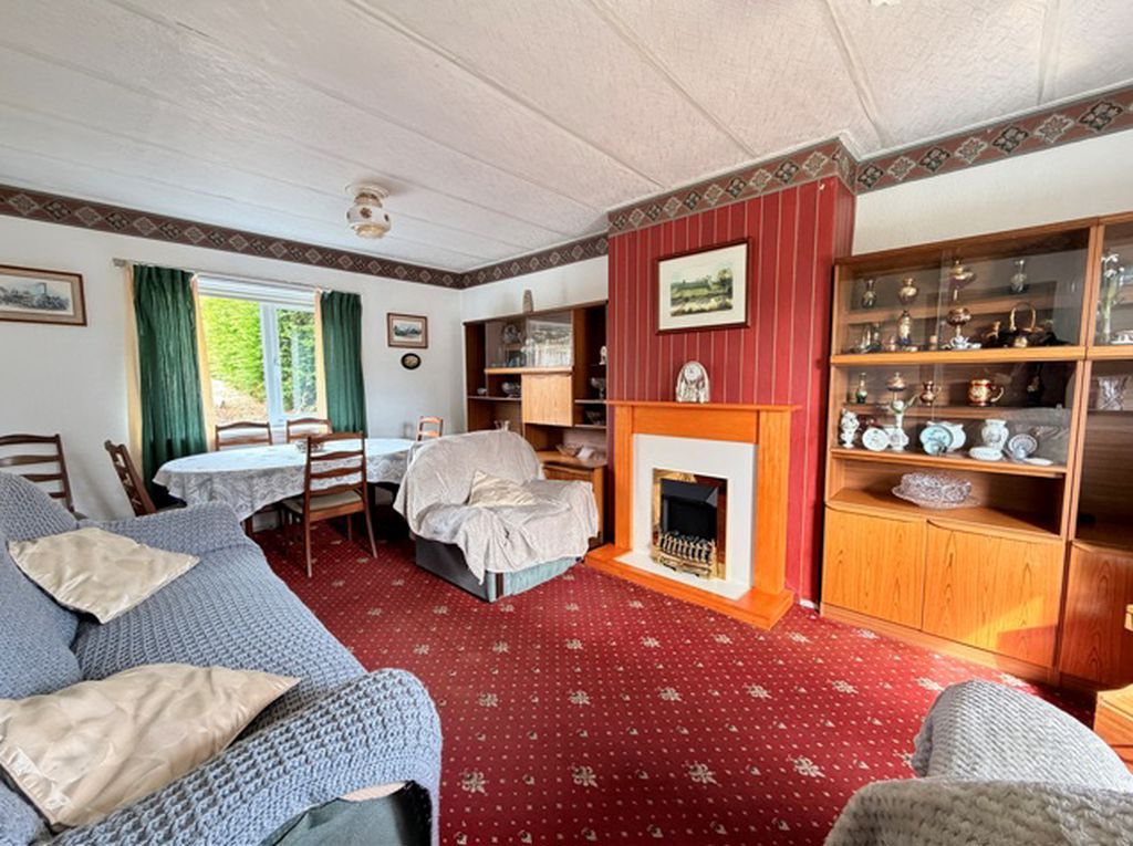 Property photo 3 of 17 Photo 10