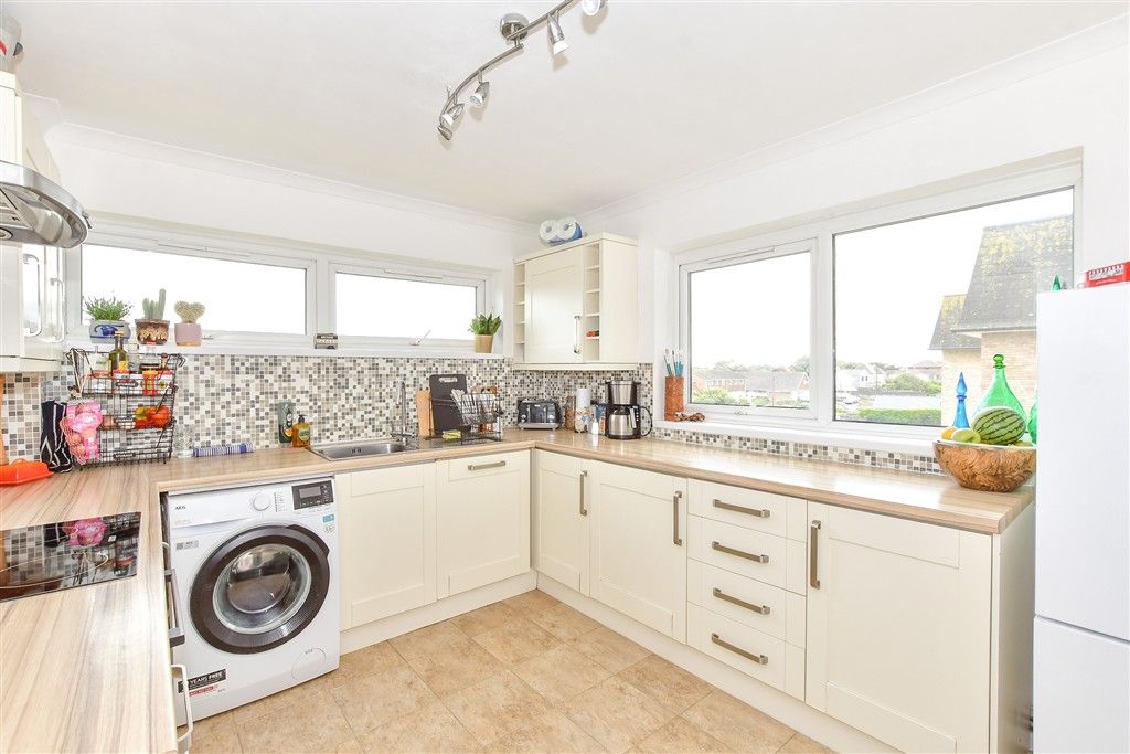 Property photo 3 of 13 Kitchen