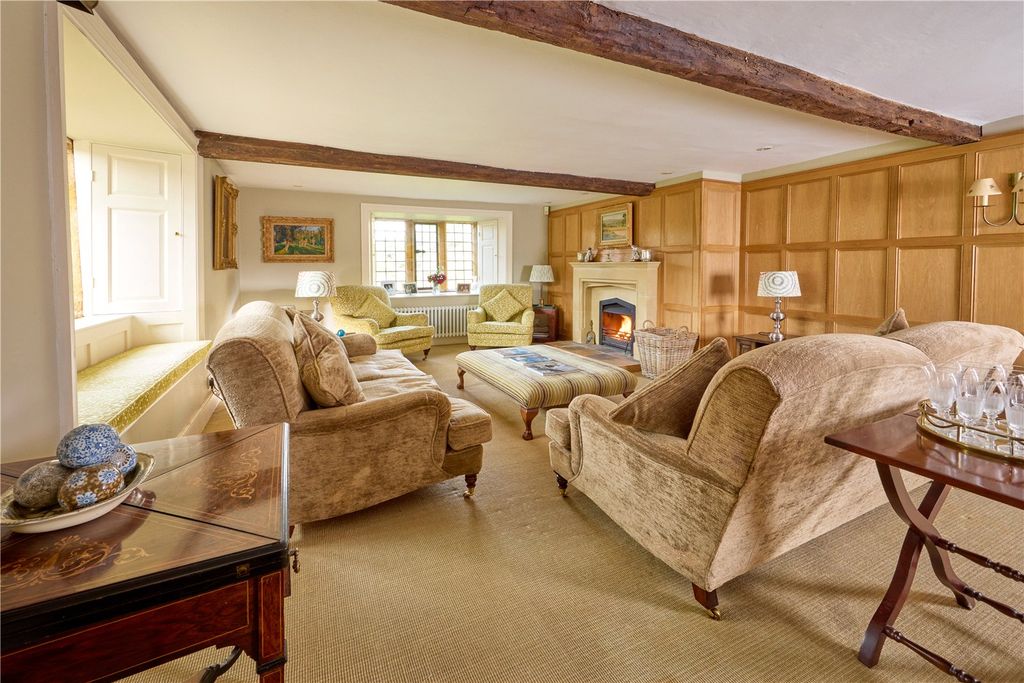Property photo 2 of 19 Drawing Room