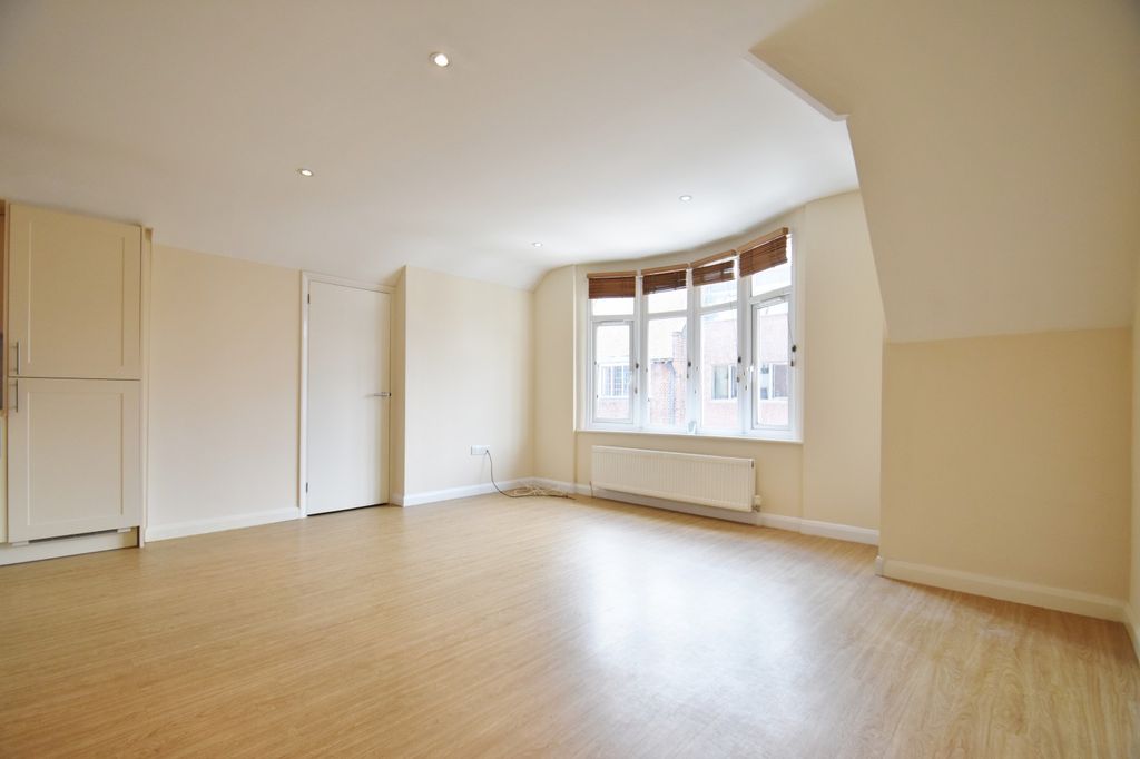 Property photo 3 of 7 Living Room 2