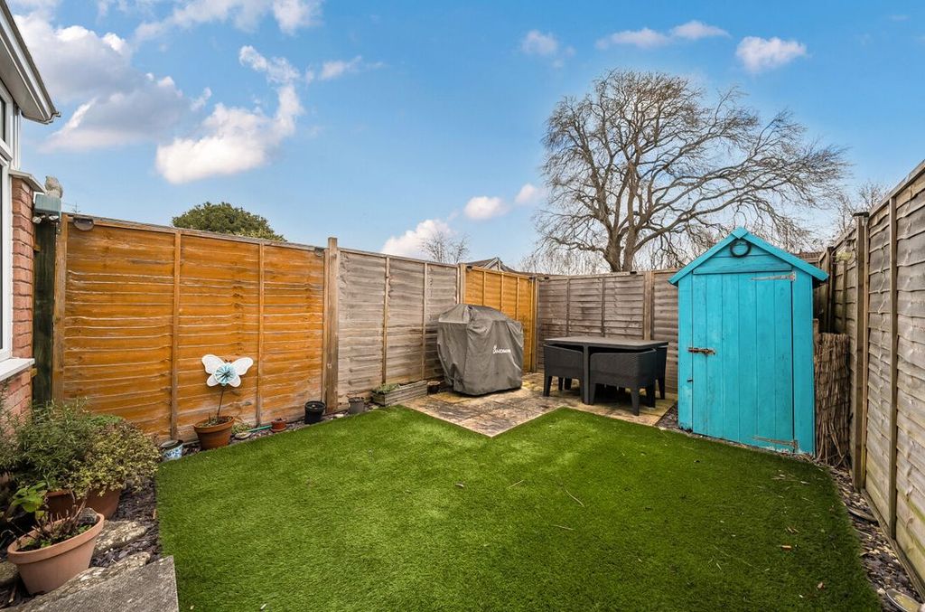 Property photo 3 of 11 14152873699325d28142A