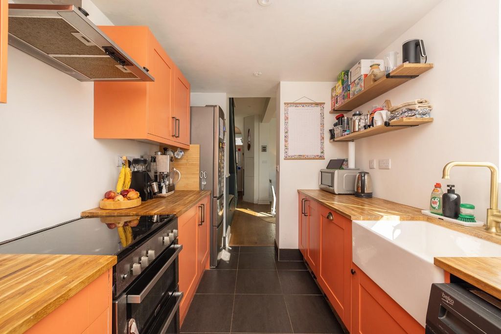 Property photo 3 of 34 Char8843.Jpg