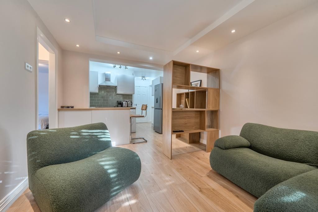 Property photo 2 of 10 Photo 2