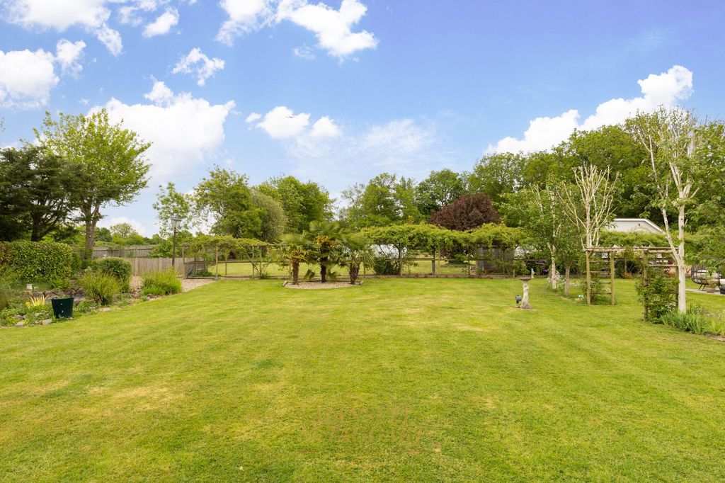 Additional image 27 of 5 bed detached house for saleHare Lane, Lingfield RH7