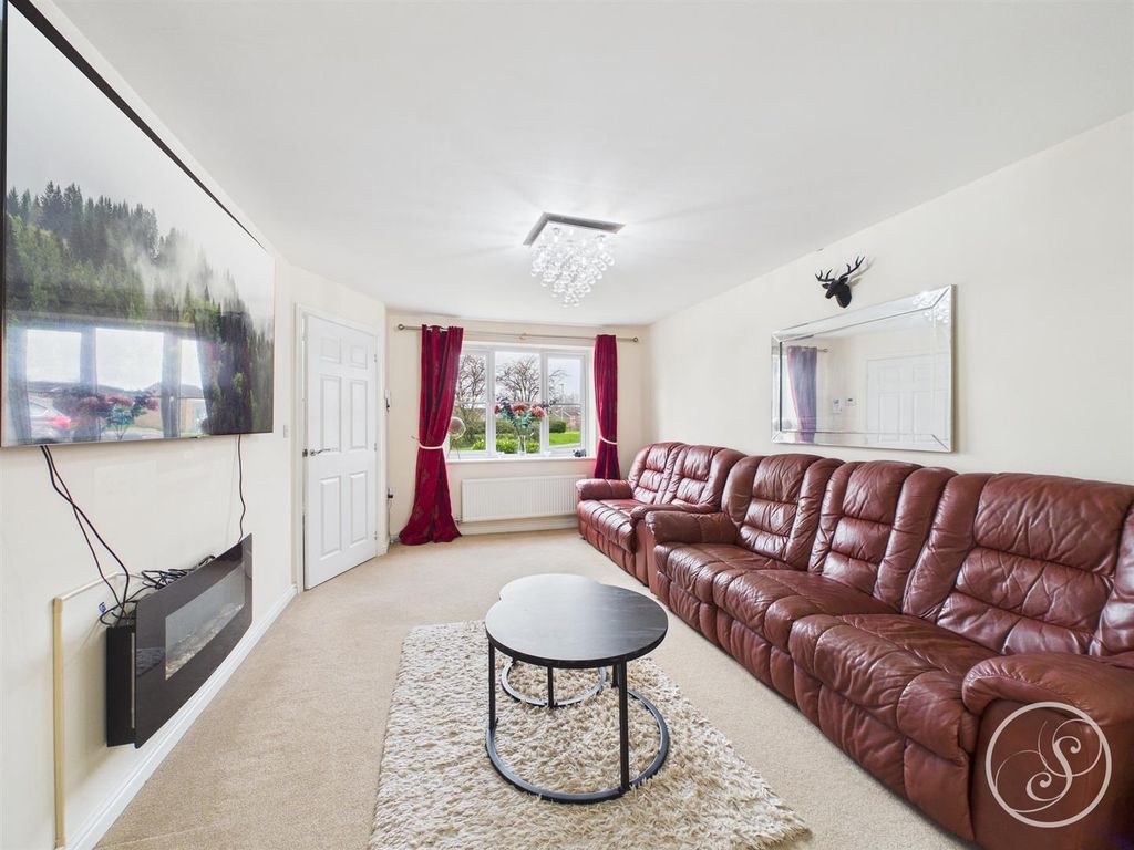 Property photo 2 of 27 Cam02071G0-Pr0859-Still002.Jpg